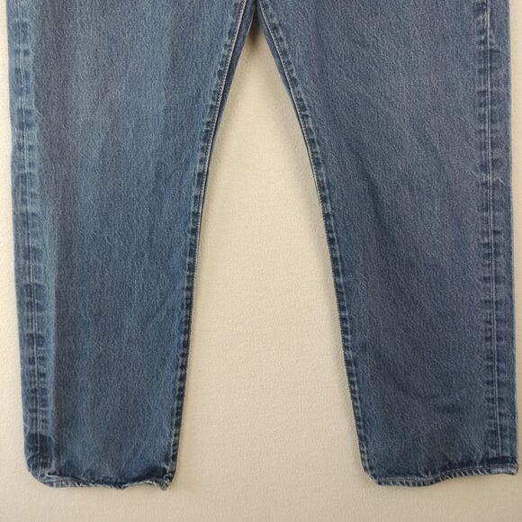 Levis 501 Jeans Mens Size 38x29 Blue Denim Button Fly Medium Wash Straight Leg - Picture 4 of 15